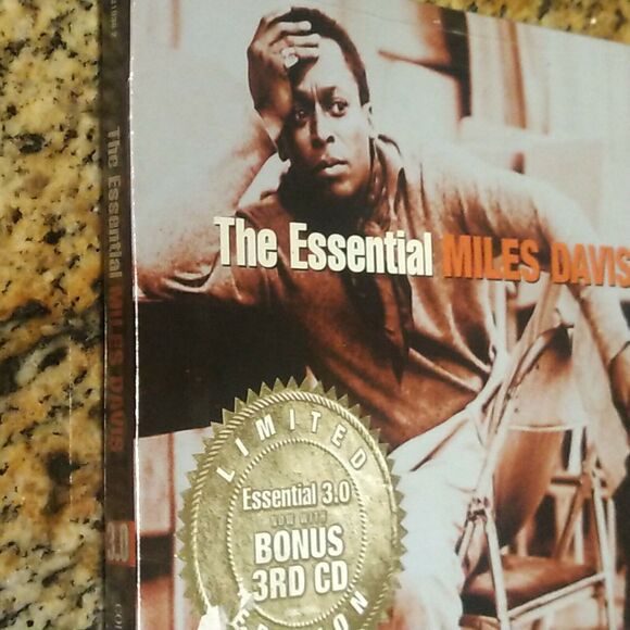 Miles Davis The Essential Miles Davis Jazz 3 Discs CD - Picture 7 of 8